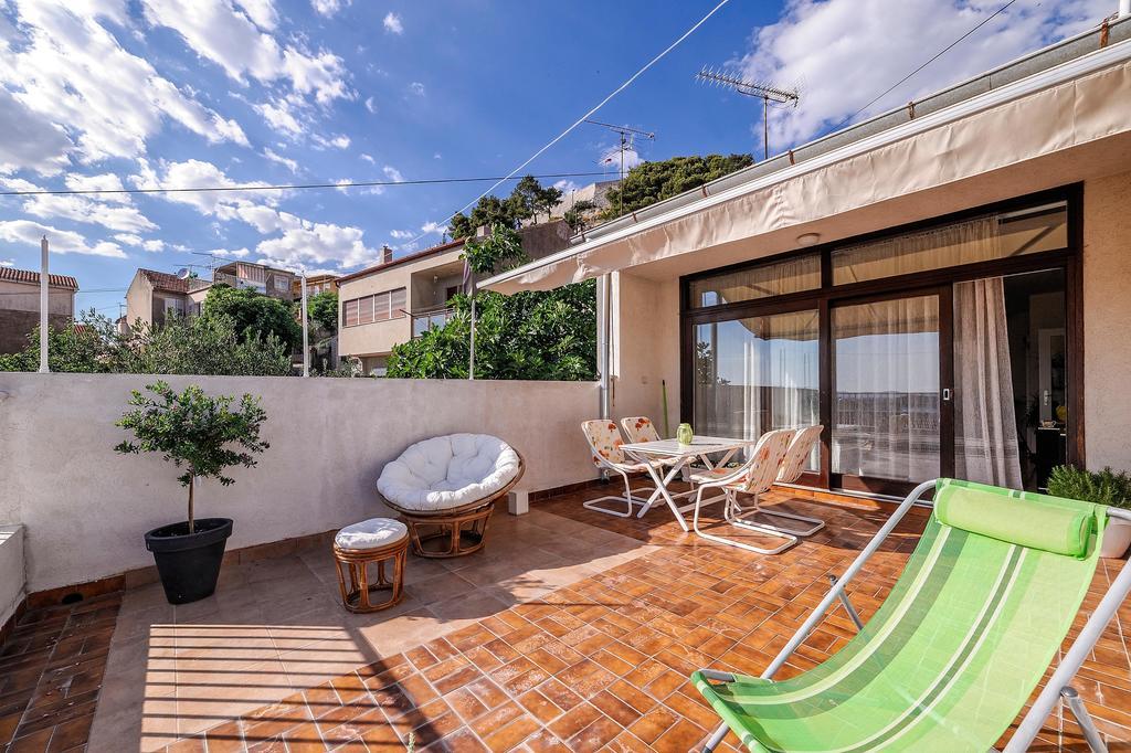 שיבניק Nada Sea View City Centre מראה חיצוני תמונה