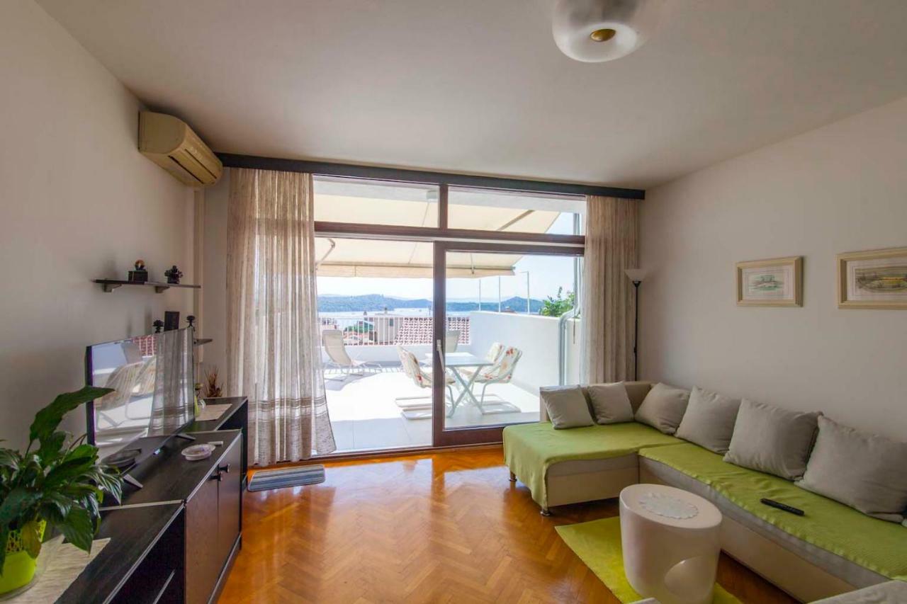 שיבניק Nada Sea View City Centre מראה חיצוני תמונה