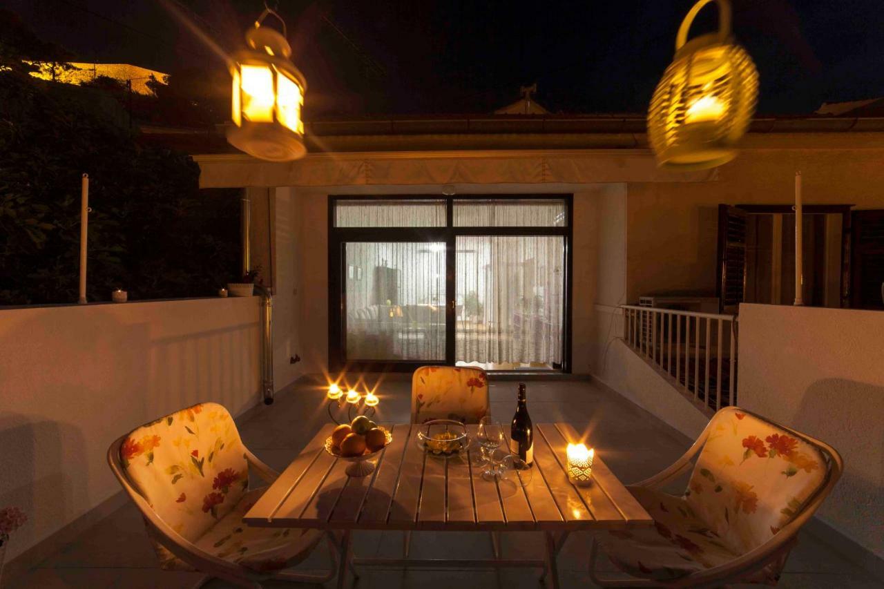 שיבניק Nada Sea View City Centre מראה חיצוני תמונה