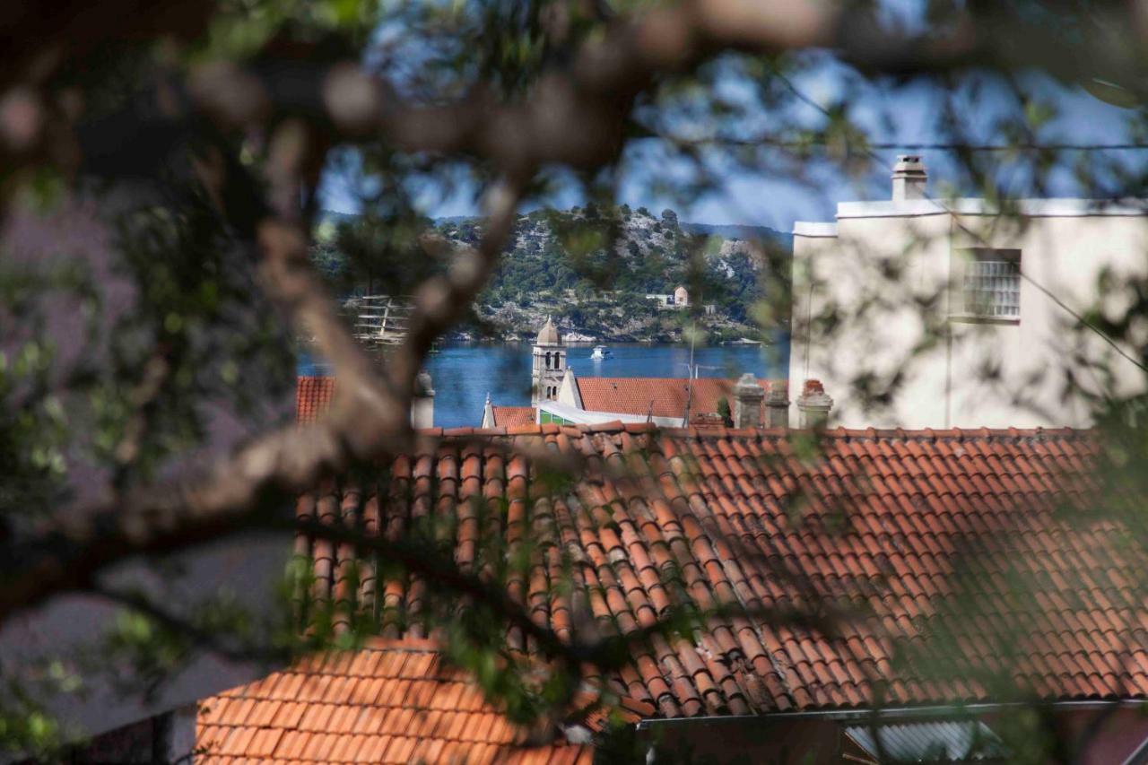 שיבניק Nada Sea View City Centre מראה חיצוני תמונה